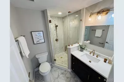 9366 White Avenue, Brentwood, MO 63144 - Photo 19