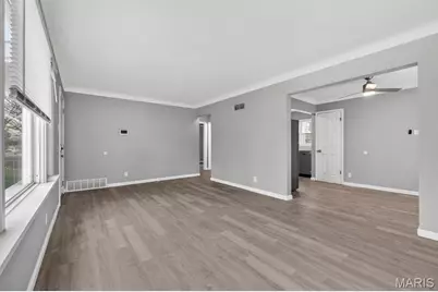8576 Kathlyn Drive, Saint Louis, MO 63134 - Photo 7