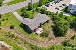 18668 Olive Street Rd, Chesterfield, MO 63005 - Photo 19