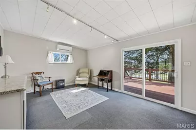 25 Delord Avenue, Maryland Heights, MO 63043 - Photo 21