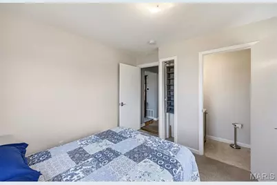 25 Delord Avenue, Maryland Heights, MO 63043 - Photo 13