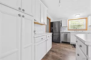 757 Birkhead Rd, Winfield, MO 63389 - Photo 17