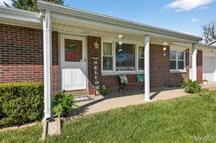 282 Diekamp Ln, Saint Charles, MO 63303 - Photo 3