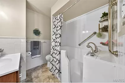 282 Diekamp Lane, Saint Charles, MO 63303 - Photo 15