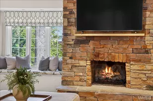 623 Kenilworth Ln, Ballwin, MO 63011 - Photo 13