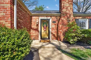 881 Victoria Pl, Saint Louis, MO 63122 - Photo 3