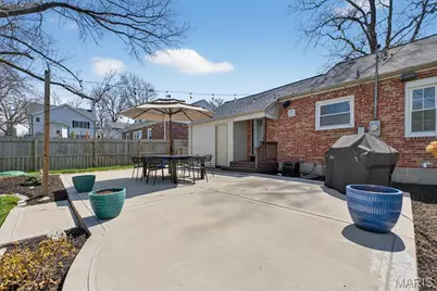 881 Victoria Place, Saint Louis, MO 63122 - Photo 17
