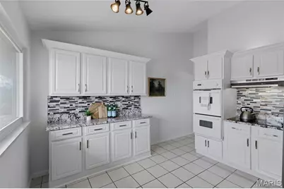 182 Meadowlark Drive, Saint Louis, MO 63146 - Photo 7