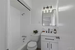 182 Meadowlark Dr, Saint Louis, MO 63146 - Photo 11