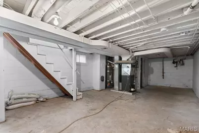 9509 Trescott Avenue, Overland, MO 63114 - Photo 15