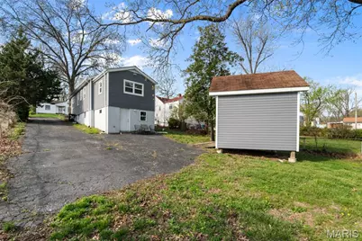 9509 Trescott Avenue, Overland, MO 63114 - Photo 21