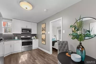 9509 Trescott Avenue, Overland, MO 63114 - Photo 9