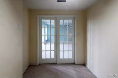 11478 Pineview Crossing Drive, Maryland Heights, MO 63043 - Photo 47