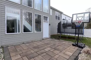 11478 Pineview Crossing Dr, Maryland Heights, MO 63043 - Photo 5