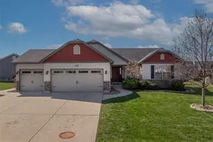 405 Middleton Dr, Wentzville, MO 63385 - Photo 1