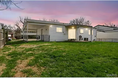 3051 Charmbrook Lane, Maryland Heights, MO 63043 - Photo 35