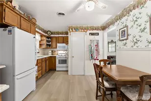 14 Elwood Ct, Florissant, MO 63031 - Photo 7