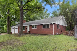 445 Washington St, Florissant, MO 63031 - Photo 25