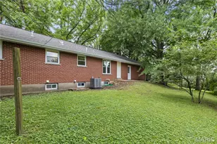 445 Washington St, Florissant, MO 63031 - Photo 21