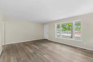 445 Washington St, Florissant, MO 63031 - Photo 5