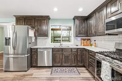 12532 Fee Fee Road, Saint Louis, MO 63146 - Photo 19