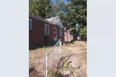 826 Walters Drive, Ferguson, MO 63135 - Photo 1