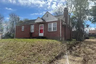 826 Walters Dr, Ferguson, MO 63135 - Photo 5