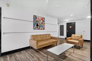 210 N 17th St, Saint Louis, MO 63103 - Photo 5