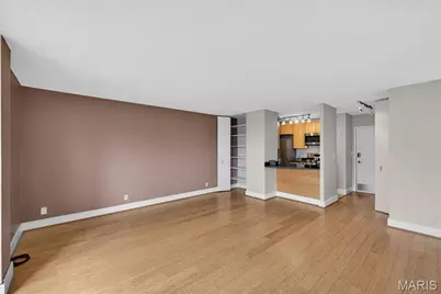 210 N 17th Street #706, Saint Louis, MO 63103 - Photo 27