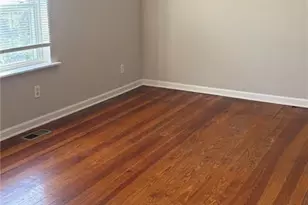 426 Bluff Dr, Saint Louis, MO 63137 - Photo 13