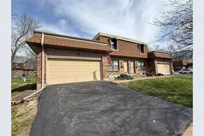 11863 Charlemagne Drive, Maryland Heights, MO 63043 - Photo 1
