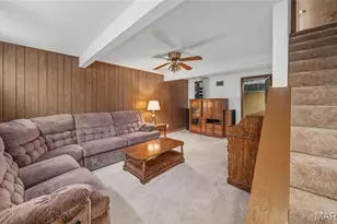 11863 Charlemagne Dr, Maryland Heights, MO 63043 - Photo 19