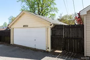 6553 Lindenwood Pl, Saint Louis, MO 63109 - Photo 19