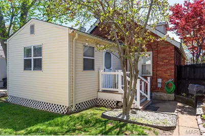 6553 Lindenwood Place, Saint Louis, MO 63109 - Photo 17