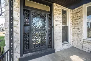 4371 W Belle Pl, Saint Louis, MO 63108 - Photo 5