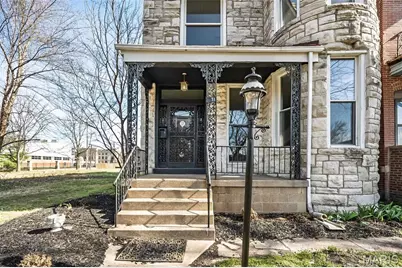 4371 W Belle Place, Saint Louis, MO 63108 - Photo 3