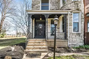 4371 W Belle Pl, Saint Louis, MO 63108 - Photo 3