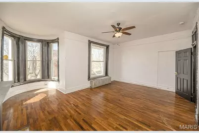 4371 W Belle Place, Saint Louis, MO 63108 - Photo 33