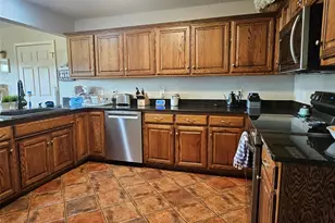 20381 Heritage Rd, St Robert, MO 65584 - Photo 9