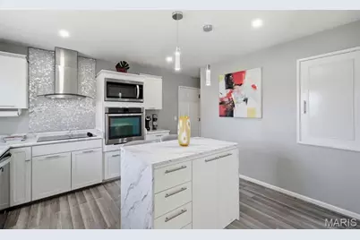 3630 Estates Drive, Florissant, MO 63033 - Photo 13