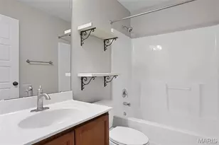 22 Colonial Creek Ct, Wentzville, MO 63385 - Photo 19