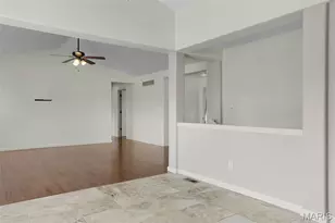 22 Colonial Creek Ct, Wentzville, MO 63385 - Photo 11