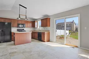 22 Colonial Creek Ct, Wentzville, MO 63385 - Photo 15