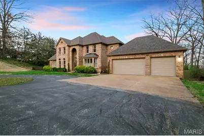 6686 Clifton Bluffs Court, Saint Louis, MO 63129 - Photo 3