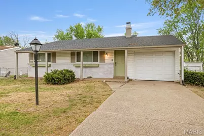 14 Hill Place, Wentzville, MO 63385 - Photo 1