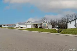 155 Mesa Dr, Waynesville, MO 65583 - Photo 3