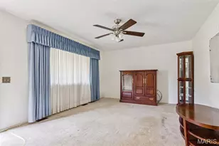 465 Falcon Dr, Florissant, MO 63031 - Photo 5