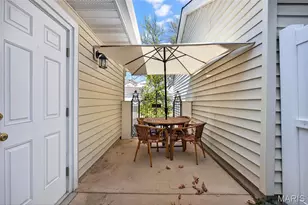 15066 Green Cir Dr, Chesterfield, MO 63017 - Photo 55