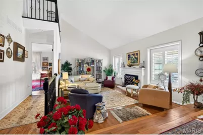 15066 Green Circle Drive, Chesterfield, MO 63017 - Photo 11