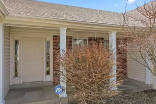 8003 Knights Crossing Dr, O'Fallon, MO 63368 - Photo 3